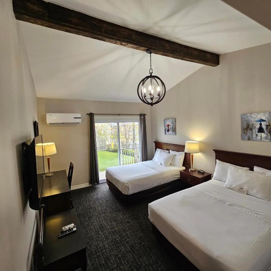 Canadas Best Value Inn & Suites-Шарлъттаун Екстериор снимка