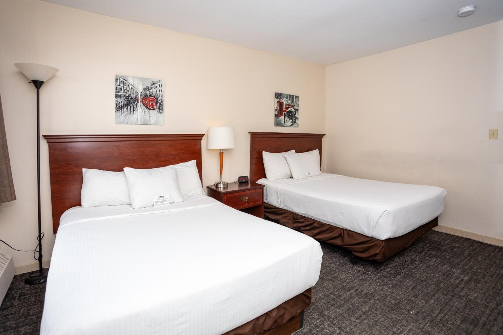 Canadas Best Value Inn & Suites-Шарлъттаун Екстериор снимка